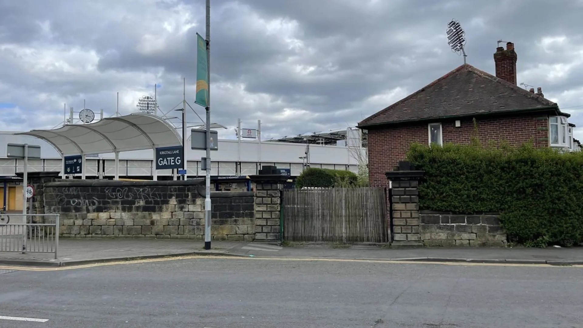 Ferienhaus Entire Home In Leeds, Free Wifi, 3 Car Parking